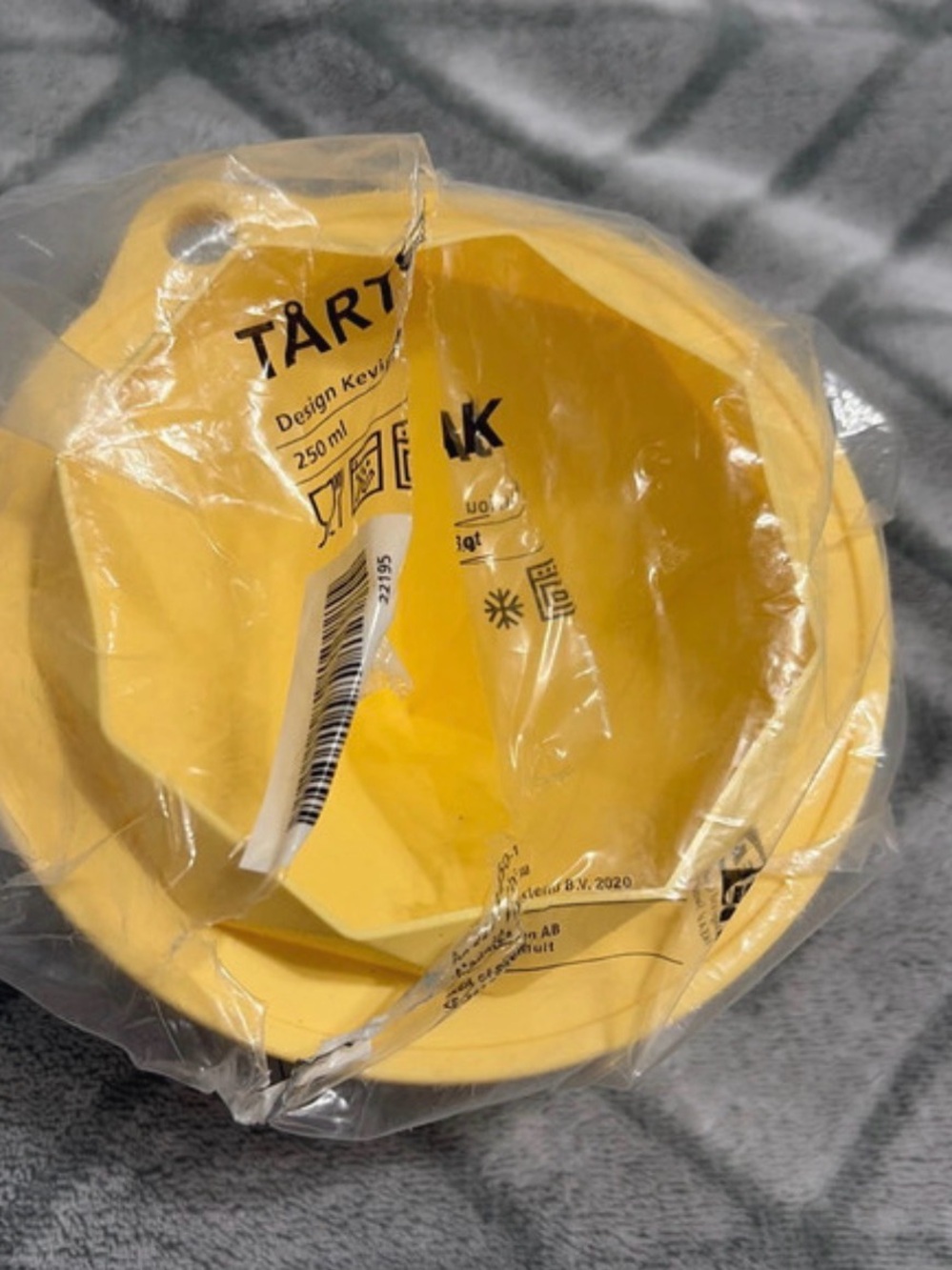 IKEA Yellow Silicone diamond tart mold